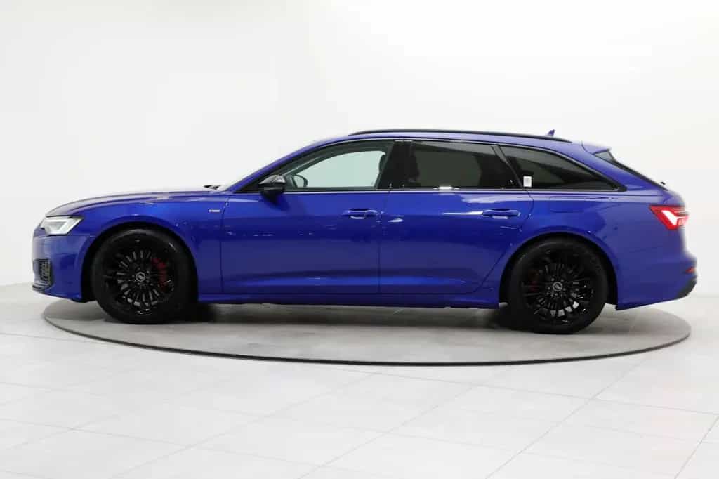 Audi A6 Avant 55 TFSIe quattro S tronic AHK Matrix 11/2022-photo-13