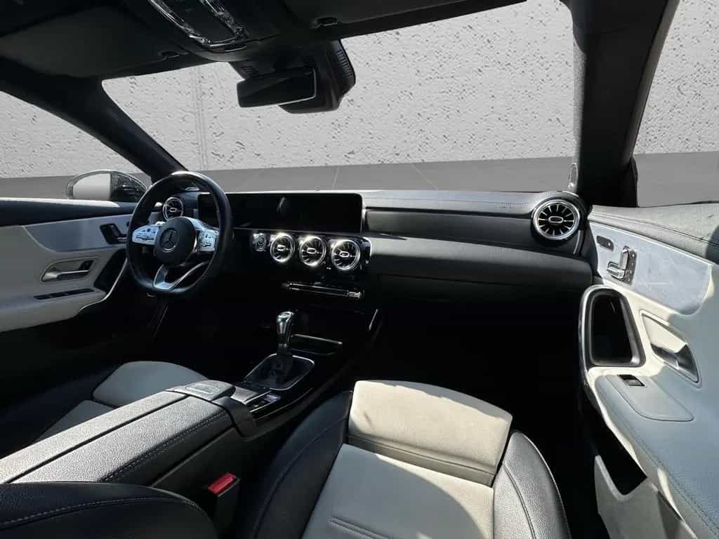 Mercedes-Benz CLA 180 AMG Line*Night Paket*LED*Burmester* 08/2019-photo-18
