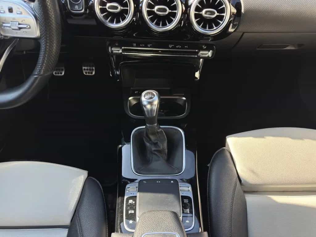 Mercedes-Benz CLA 180 AMG Line*Night Paket*LED*Burmester* 08/2019-photo-20