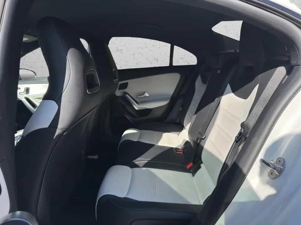 Mercedes-Benz CLA 180 AMG Line*Night Paket*LED*Burmester* 08/2019-photo-22