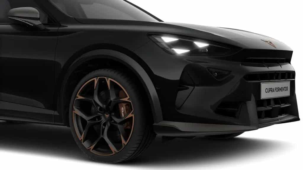 Cupra Formentor VZ5 2.5 TSI 287 kW DSG 4Drive Schiebed null-photo-2
