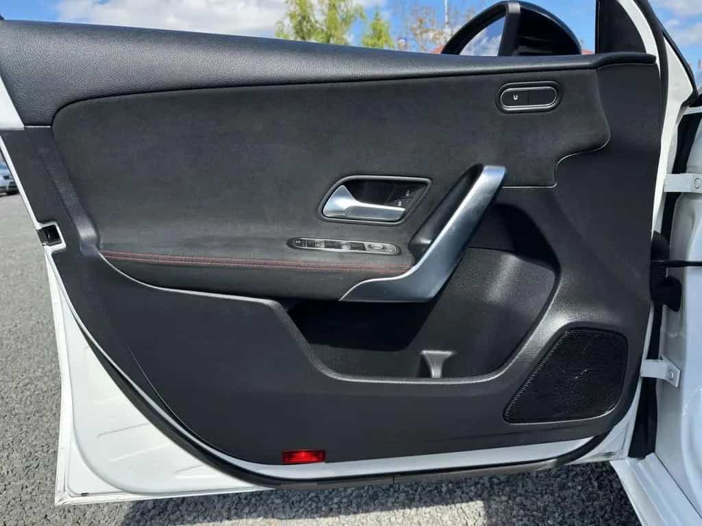 Mercedes-Benz A 180 AMG-Line  Night-Paket  LED 05/2019-photo-11