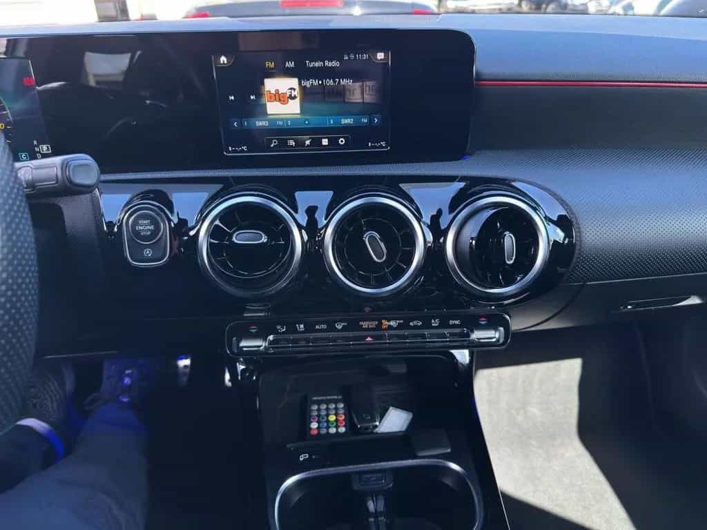 Mercedes-Benz A 180 AMG-Line  Night-Paket  LED 05/2019-photo-15