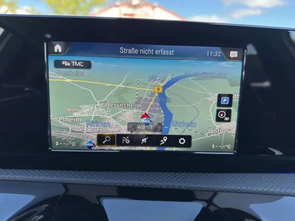 Mercedes-Benz A 180 AMG-Line  Night-Paket  LED 05/2019-photo-17