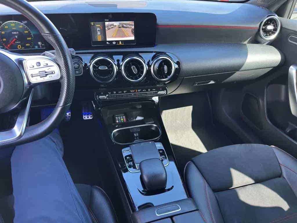 Mercedes-Benz A 180 AMG-Line  Night-Paket  LED 05/2019-photo-20