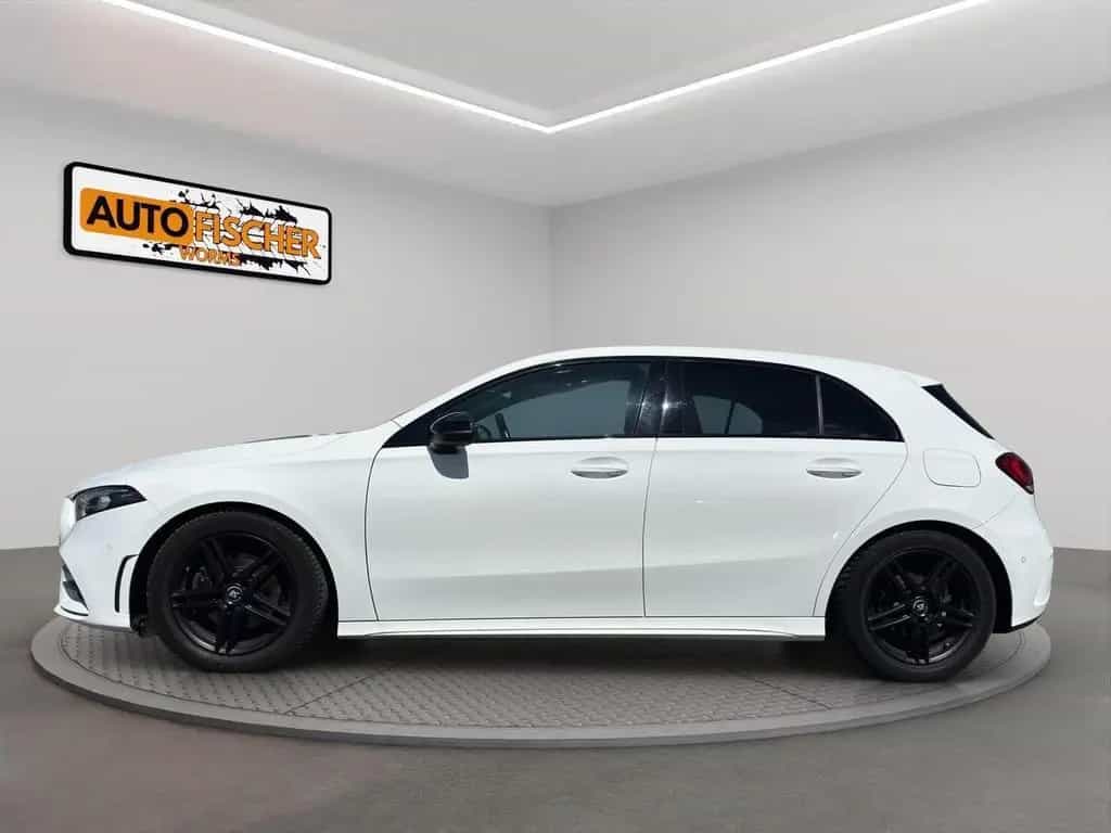 Mercedes-Benz A 180 AMG-Line  Night-Paket  LED 05/2019-photo-3
