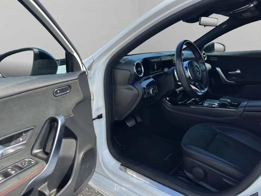 Mercedes-Benz A 180 AMG-Line  Night-Paket  LED 05/2019-photo-9