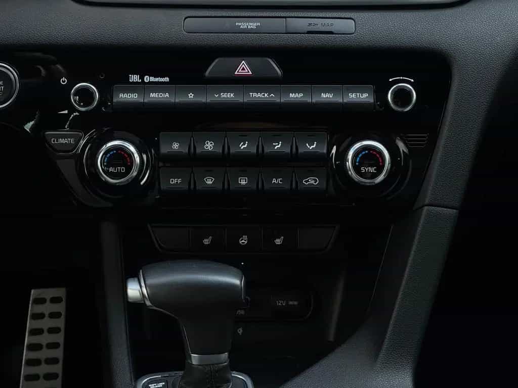 Kia Sportage GT-Line 2.0 4WD ALLRAD*PANO*Garantie* 04/2019-photo-16