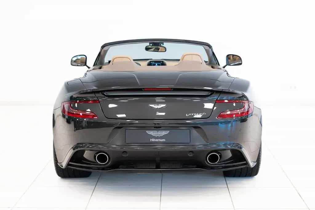 Aston Martin Vanquish Volante | Quantum Silver | B&O Audio | 06/2014-photo-11