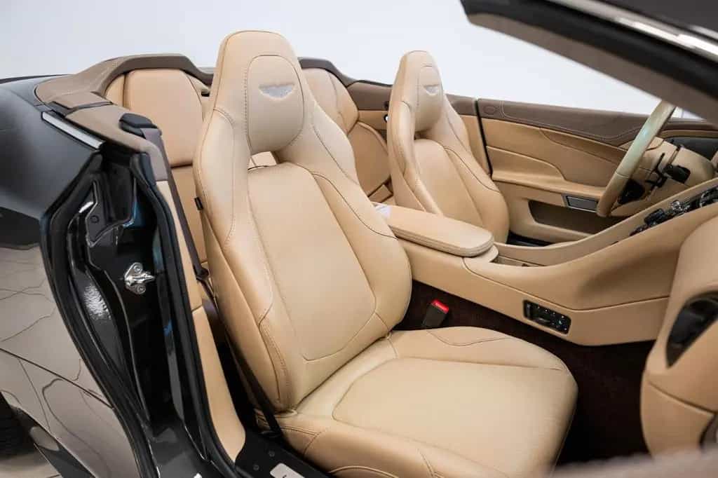 Aston Martin Vanquish Volante | Quantum Silver | B&O Audio | 06/2014-photo-13