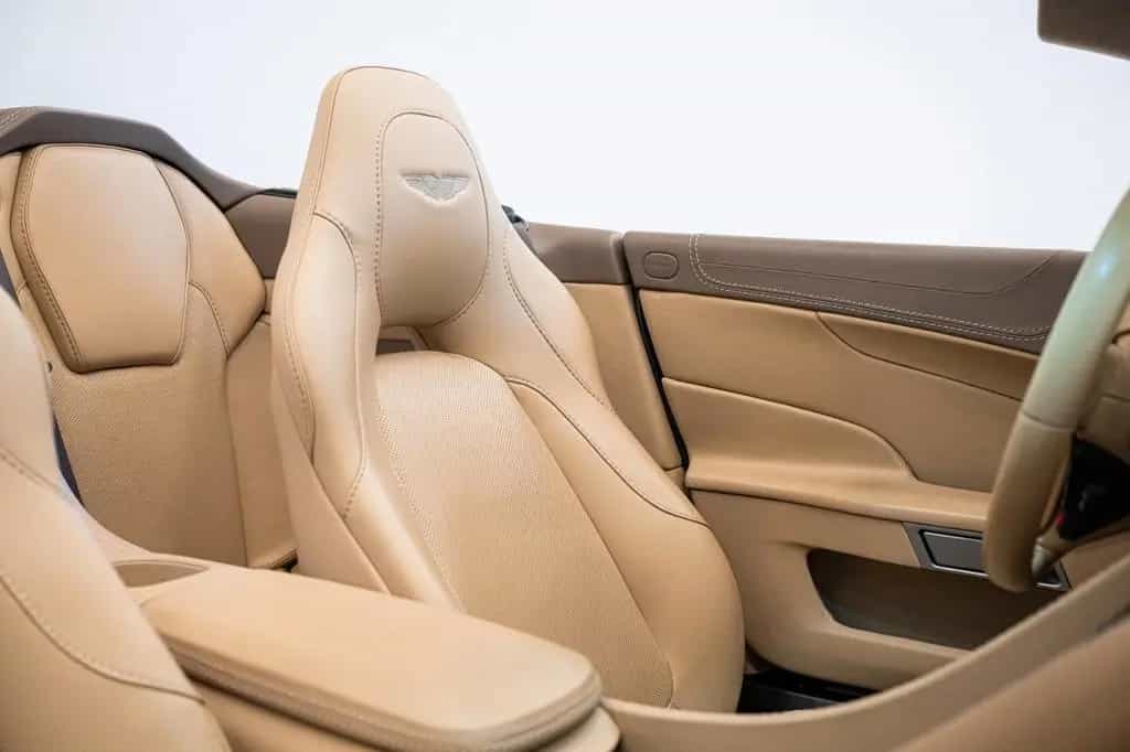 Aston Martin Vanquish Volante | Quantum Silver | B&O Audio | 06/2014-photo-14