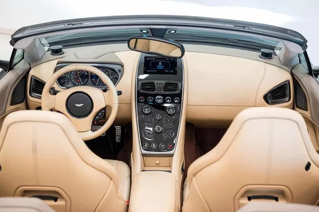 Aston Martin Vanquish Volante | Quantum Silver | B&O Audio | 06/2014-photo-16