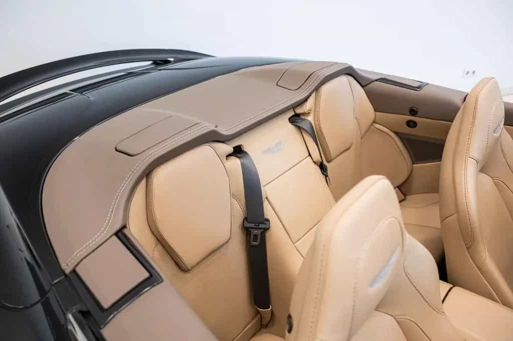 Aston Martin Vanquish Volante | Quantum Silver | B&O Audio | 06/2014-photo-18
