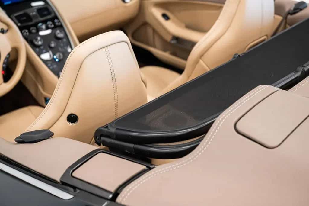 Aston Martin Vanquish Volante | Quantum Silver | B&O Audio | 06/2014-photo-21