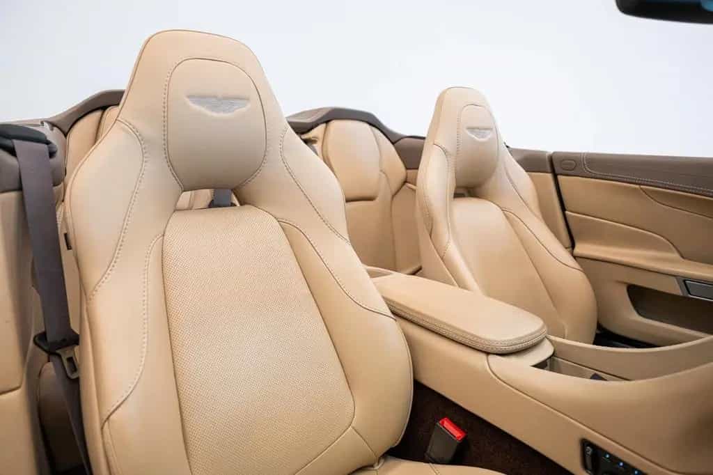 Aston Martin Vanquish Volante | Quantum Silver | B&O Audio | 06/2014-photo-3