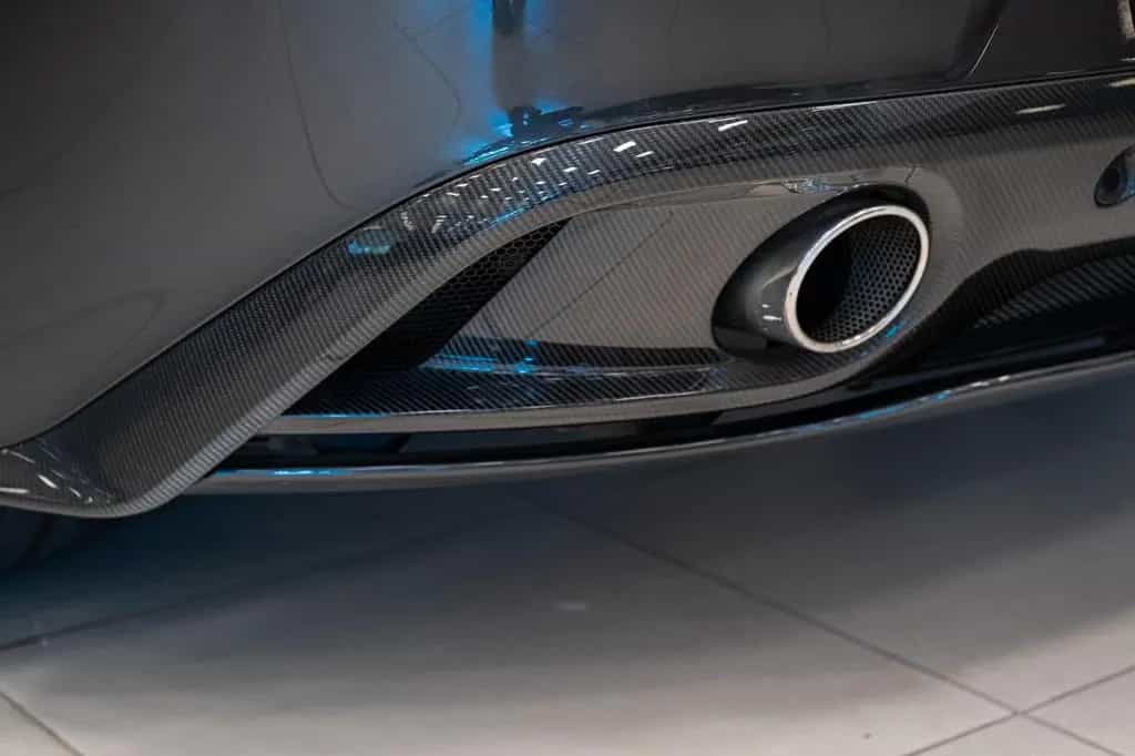 Aston Martin Vanquish Volante | Quantum Silver | B&O Audio | 06/2014-photo-8