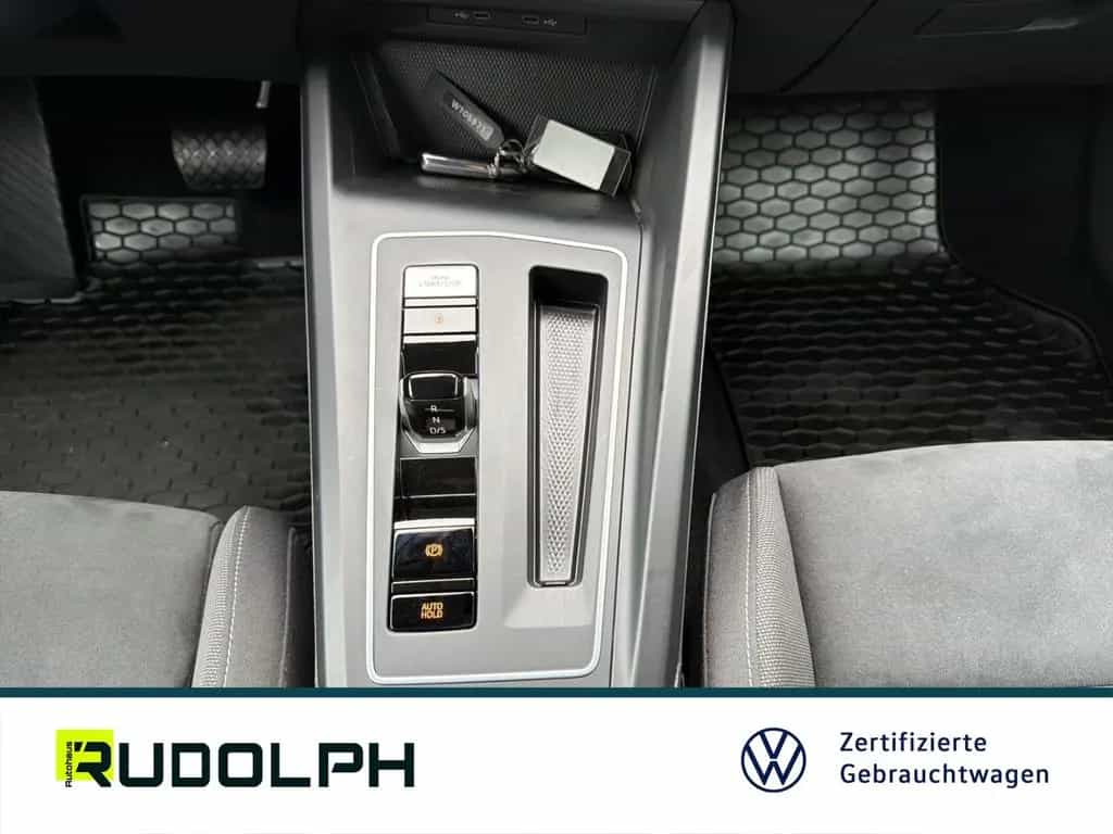 Volkswagen Golf VIII Style 1.5 eTSI DSG Navi ACC LED SHZ Fe 01/2022-photo-14