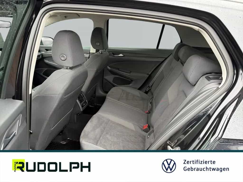 Volkswagen Golf VIII Style 1.5 eTSI DSG Navi ACC LED SHZ Fe 01/2022-photo-8