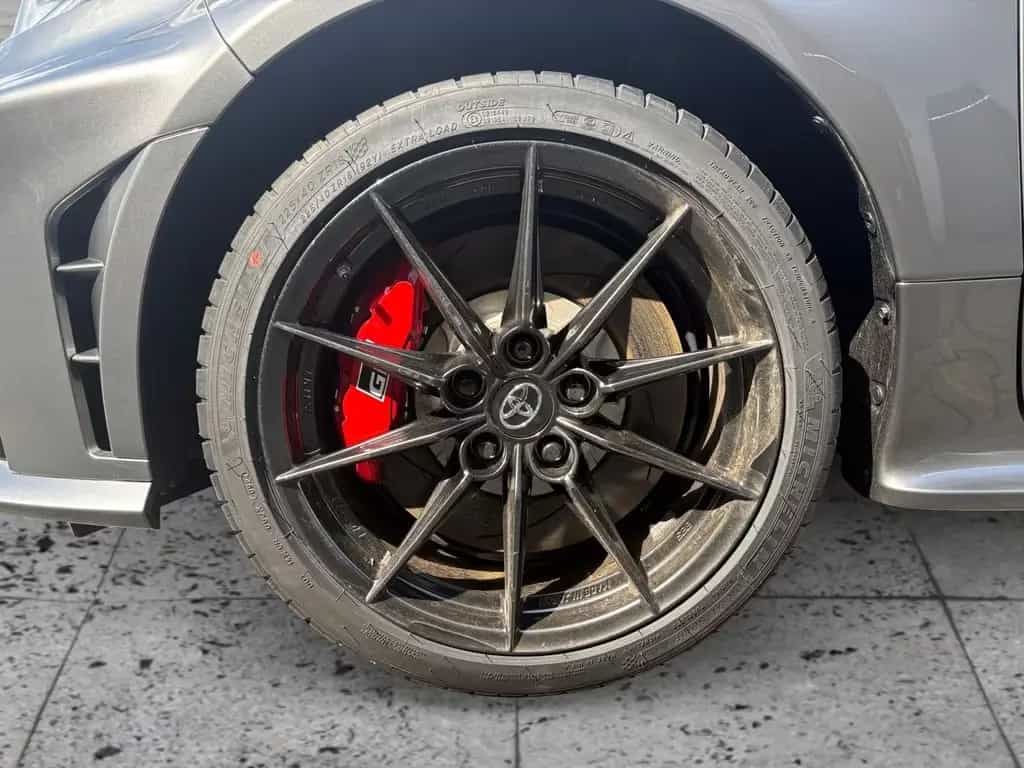 Toyota Yaris GR 1.6 Allrad LED+APP+ACC+SHZ+RFK+DAB 11/2024-photo-7