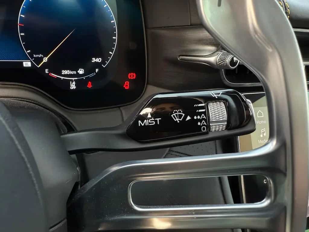 Maserati GranTurismo 3.0 V6 Trofeo AWD *HUD, Leder, Sonos 06/2025-photo-23