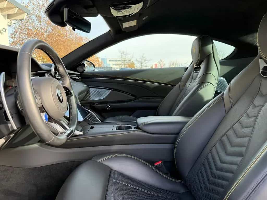 Maserati GranTurismo 3.0 V6 Trofeo AWD *HUD, Leder, Sonos 06/2025-photo-4