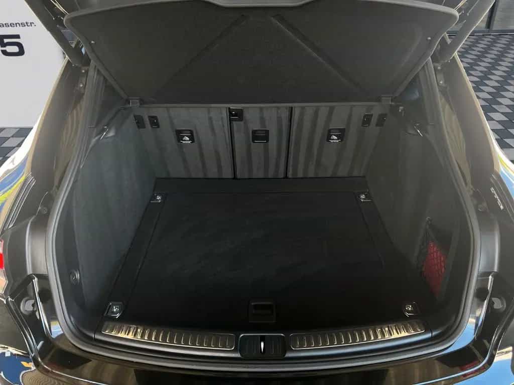 Porsche Macan T III Gen. Panorama Bose Kamera 04/2024-photo-19