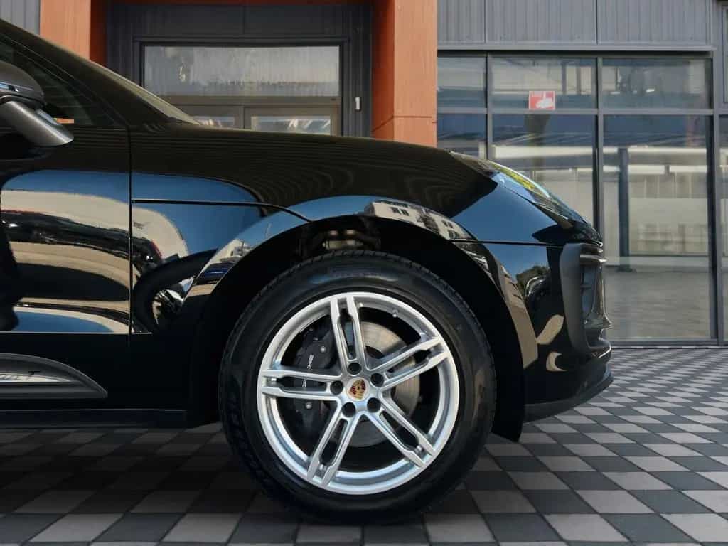 Porsche Macan T III Gen. Panorama Bose Kamera 04/2024-photo-26