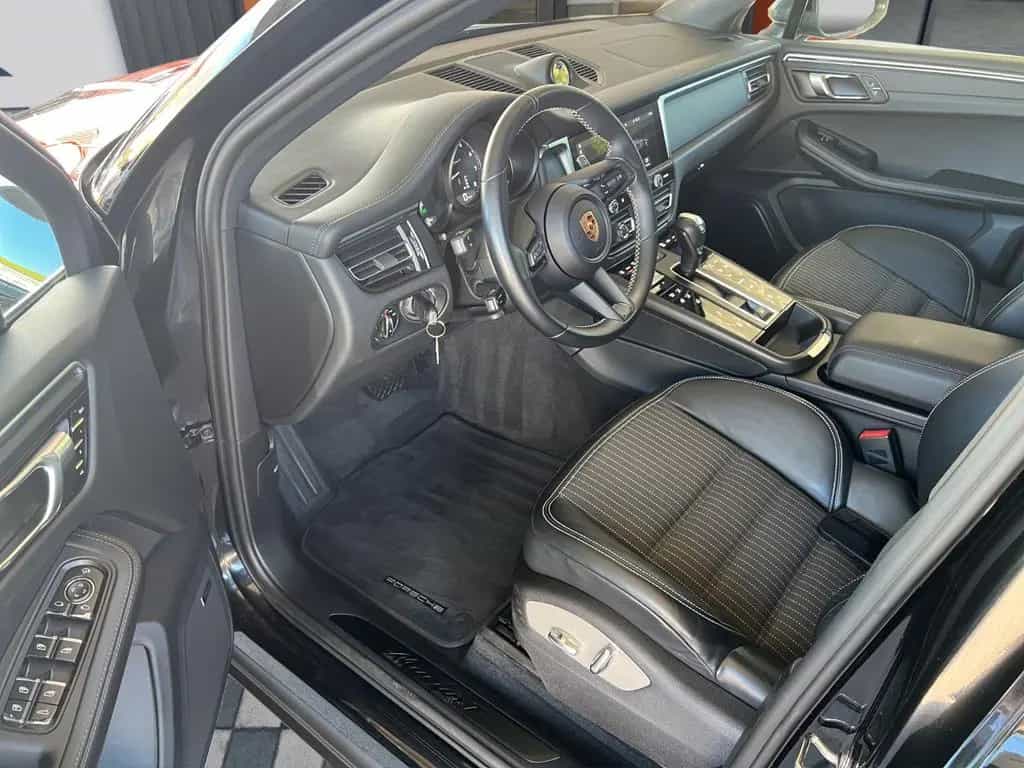 Porsche Macan T III Gen. Panorama Bose Kamera 04/2024-photo-2