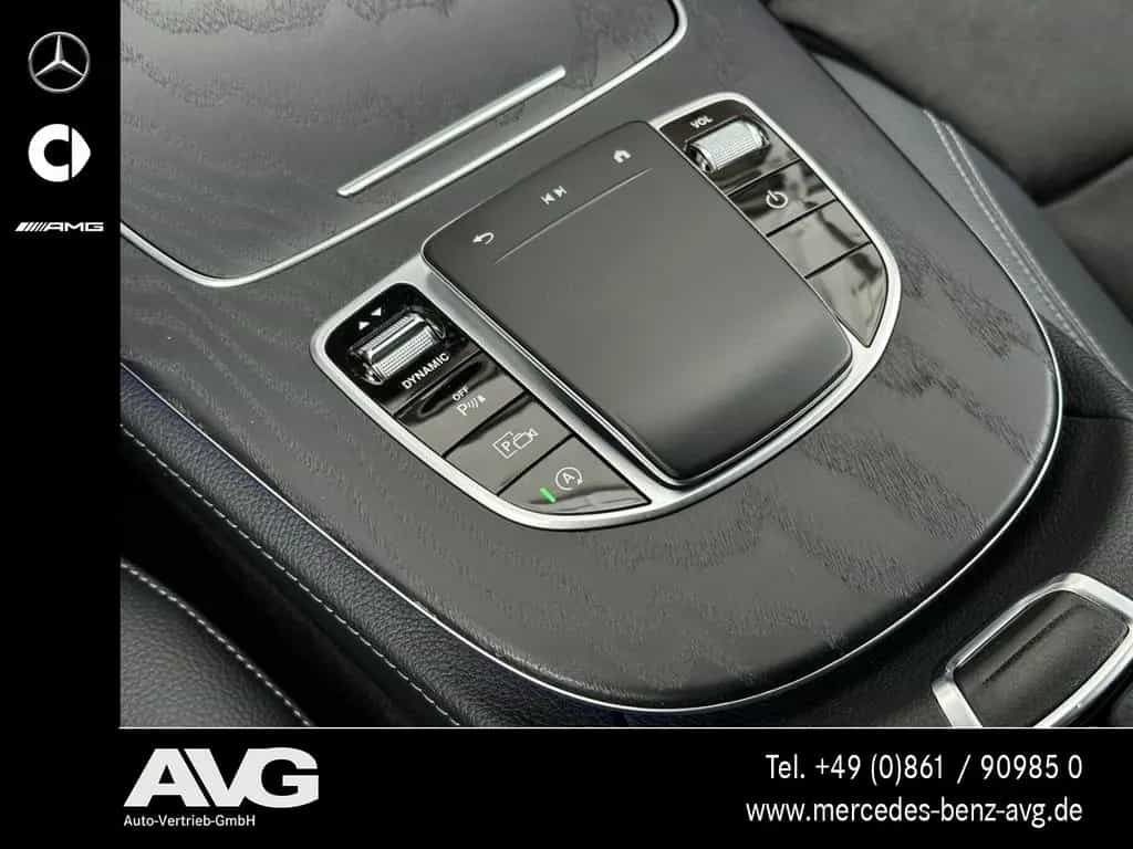 Mercedes-Benz E-Class d AMG Night LED Widescreen MBUX Kamera 10/2020-photo-21