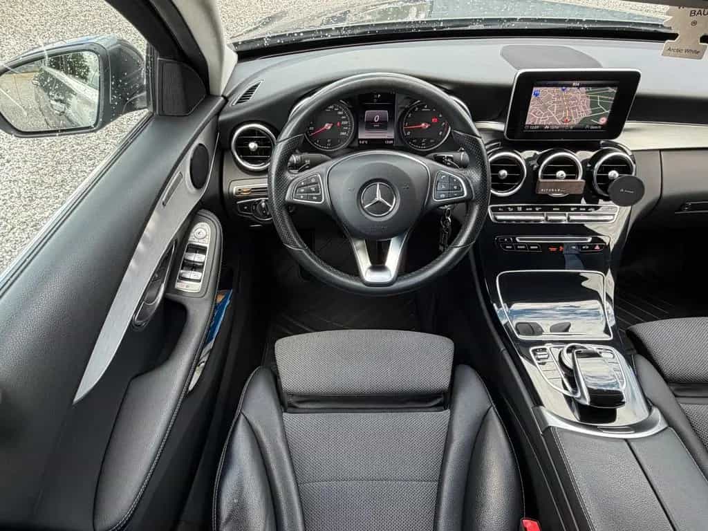 Mercedes-Benz C-Class CGI Limousine LED+NAVI+KAMERA+LEDER+AMG-LM 08/2017-photo-2