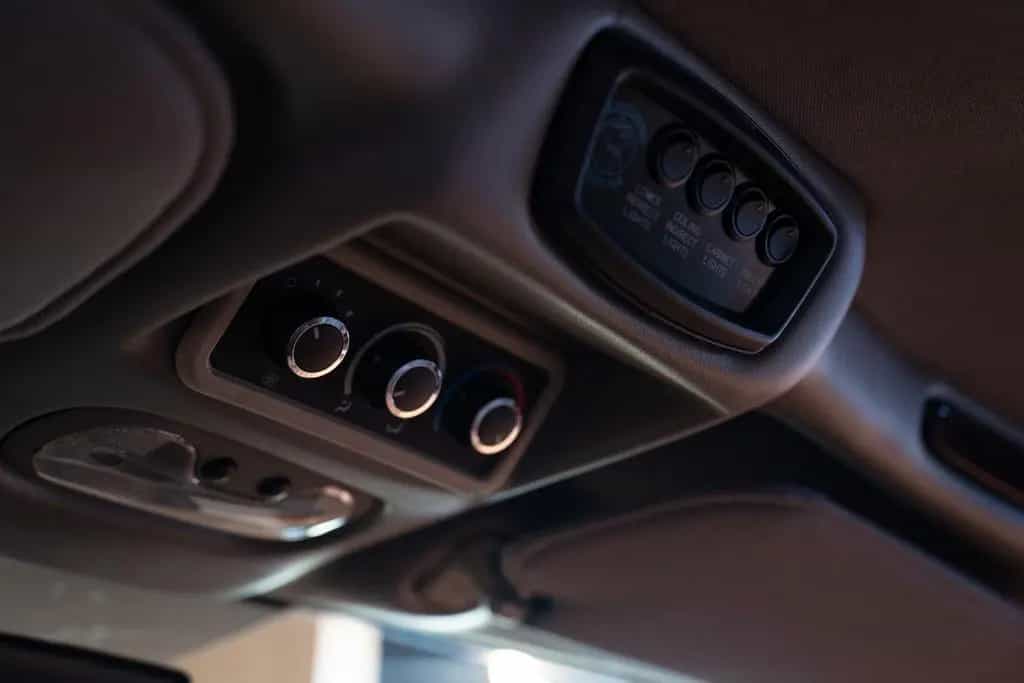 Chevrolet Express 1500 Explorer Limited SE 02/2014-photo-13