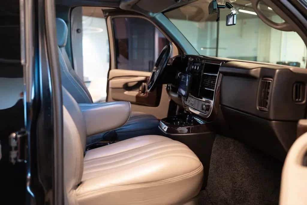 Chevrolet Express 1500 Explorer Limited SE 02/2014-photo-14