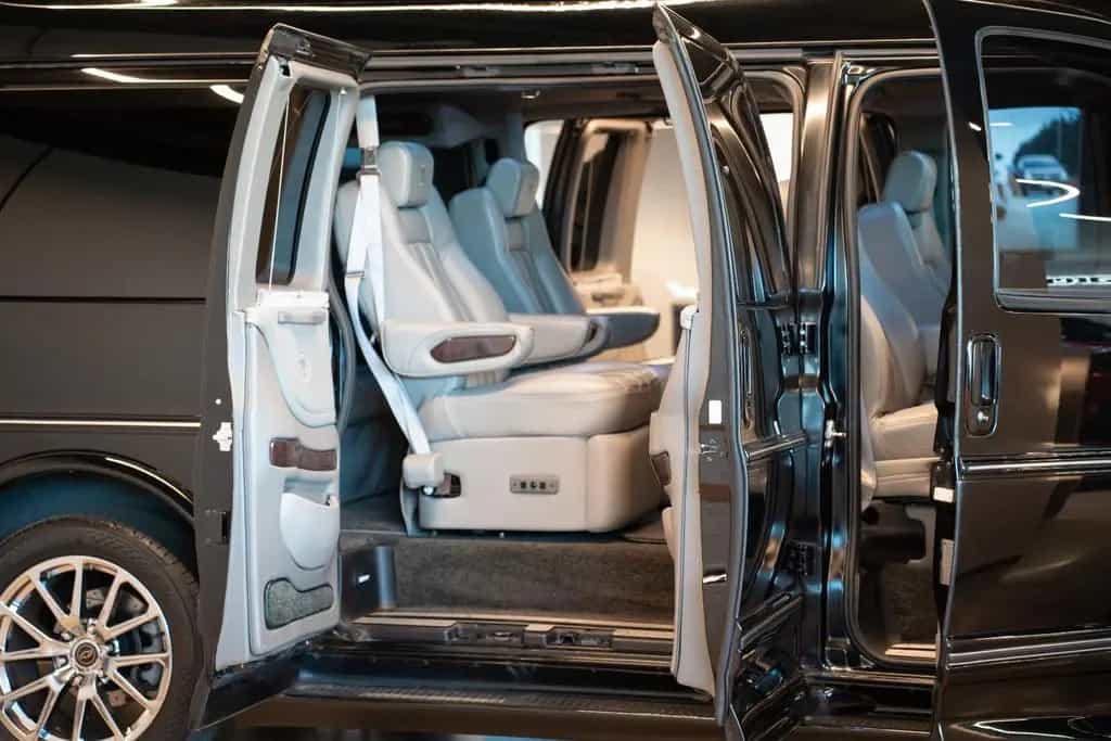Chevrolet Express 1500 Explorer Limited SE 02/2014-photo-16