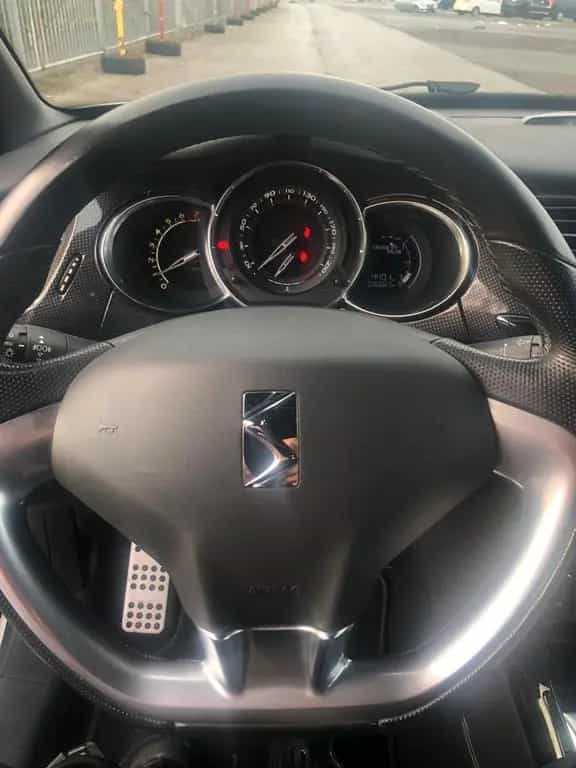 DS Automobiles DS3 THP 155 Red Edition Red Edition 02/2014-photo-7