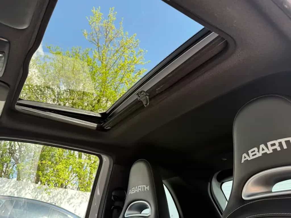 Abarth 595 Competizione Aut. Edition70 Carbon/Pano/Navi 06/2019-photo-15
