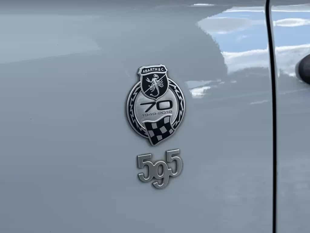 Abarth 595 Competizione Aut. Edition70 Carbon/Pano/Navi 06/2019-photo-24