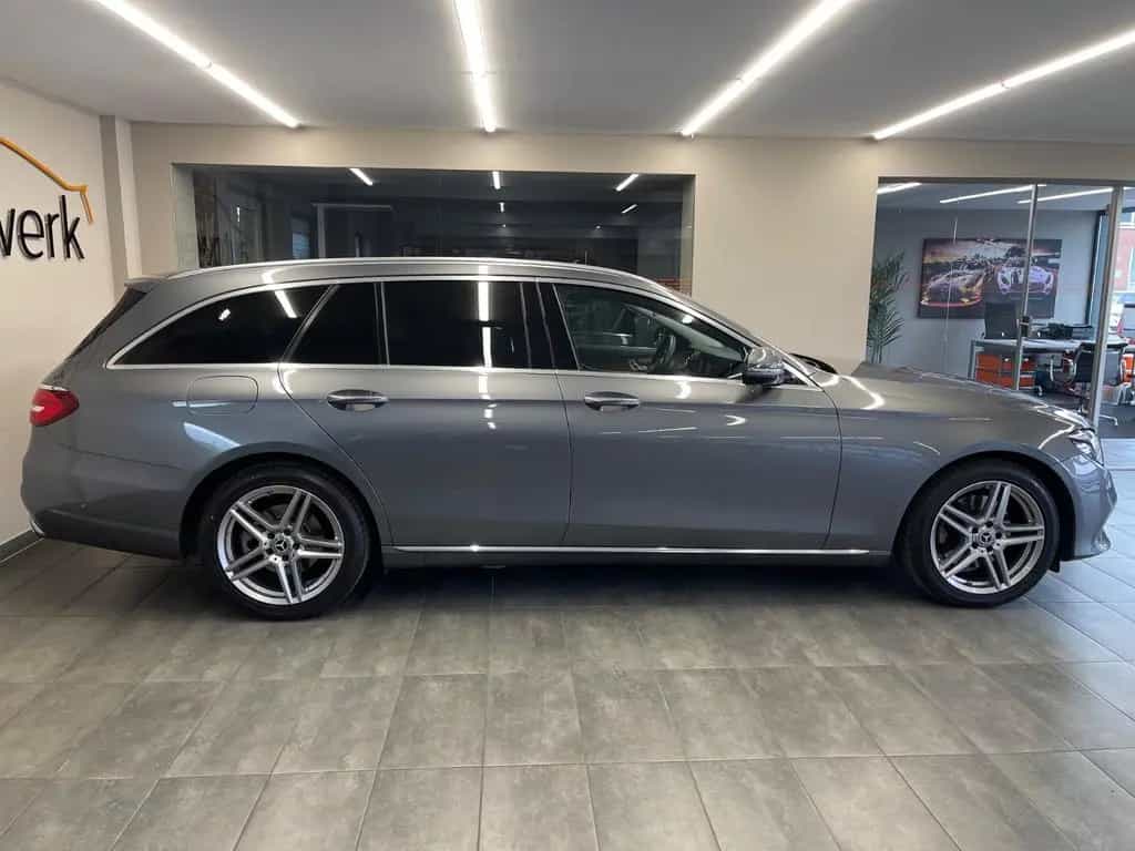 Mercedes-Benz E-Class 200 T. 4Matic Avantgarde*AUT/LED/Navi/GSD/TOP* 01/2019-photo-2
