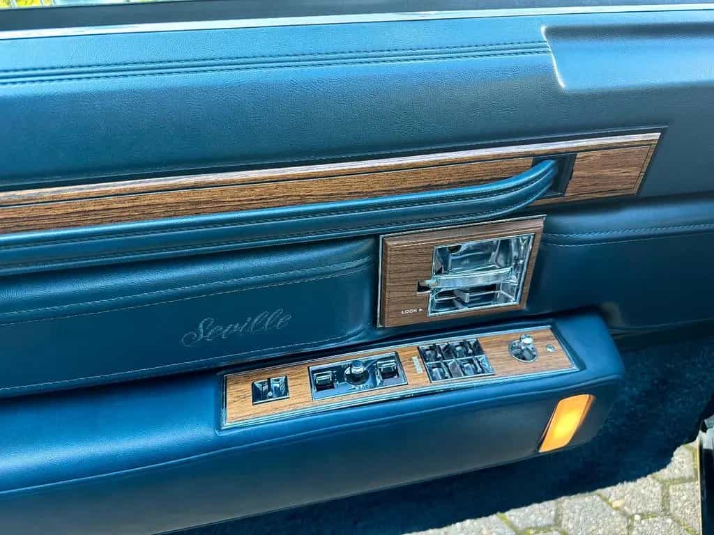 Cadillac Seville 4.0L V8 *H-ZULASSUNG*KLIMA+LEDER* 121TKM 07/1985-photo-24