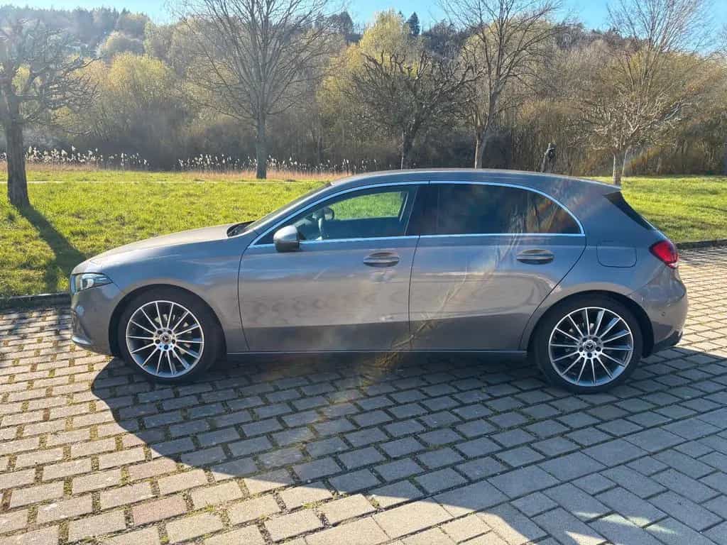 Mercedes-Benz A-Class 200 - 04/2019-photo-1