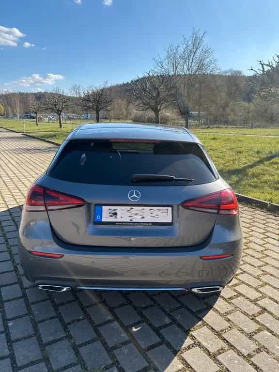 Mercedes-Benz A-Class 200 - 04/2019-photo-5