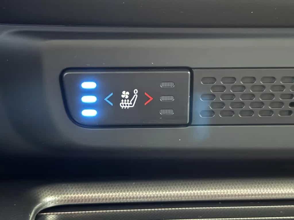 KGM Rexton 2,2 D Autom. AWD BLACKAHK 360° GJR 4xSH 12/2025-photo-24