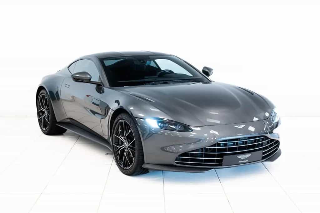 Aston Martin Vantage Coupe | Carplay | Dealermaintained 10/2021-photo-6