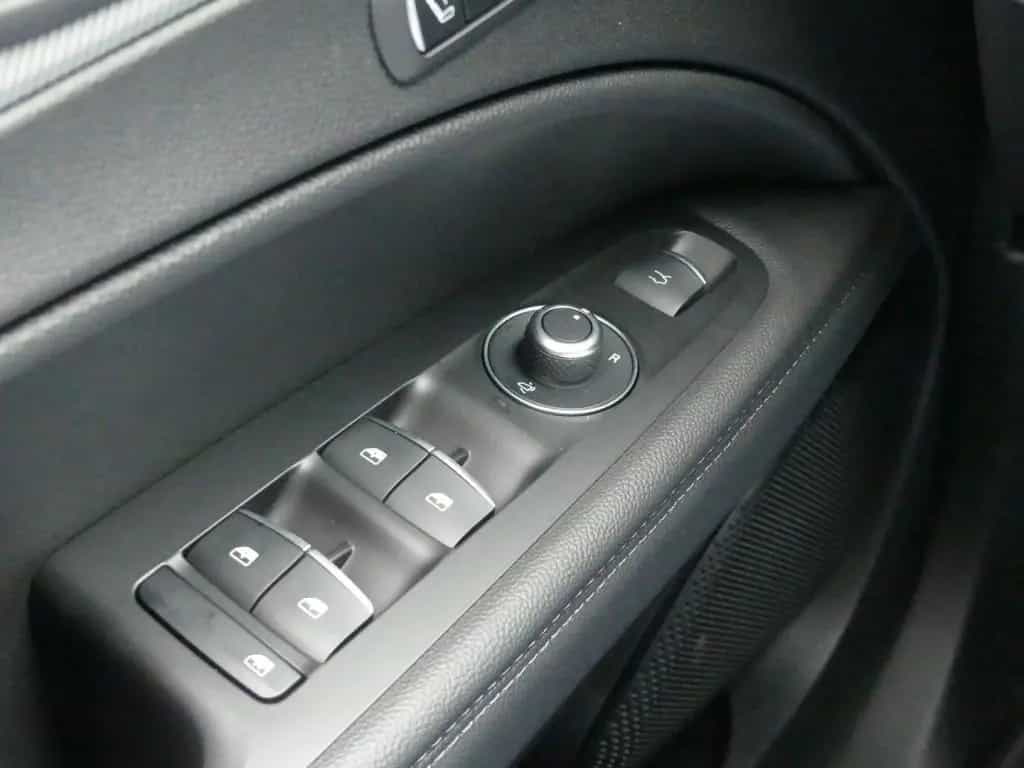 Alfa Romeo Stelvio VELOCE 2.2 DIESEL 16V 210 PS AT8 Q4 04/2026-photo-17