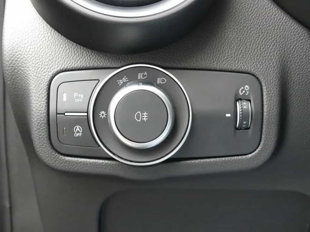 Alfa Romeo Stelvio VELOCE 2.2 DIESEL 16V 210 PS AT8 Q4 04/2026-photo-18
