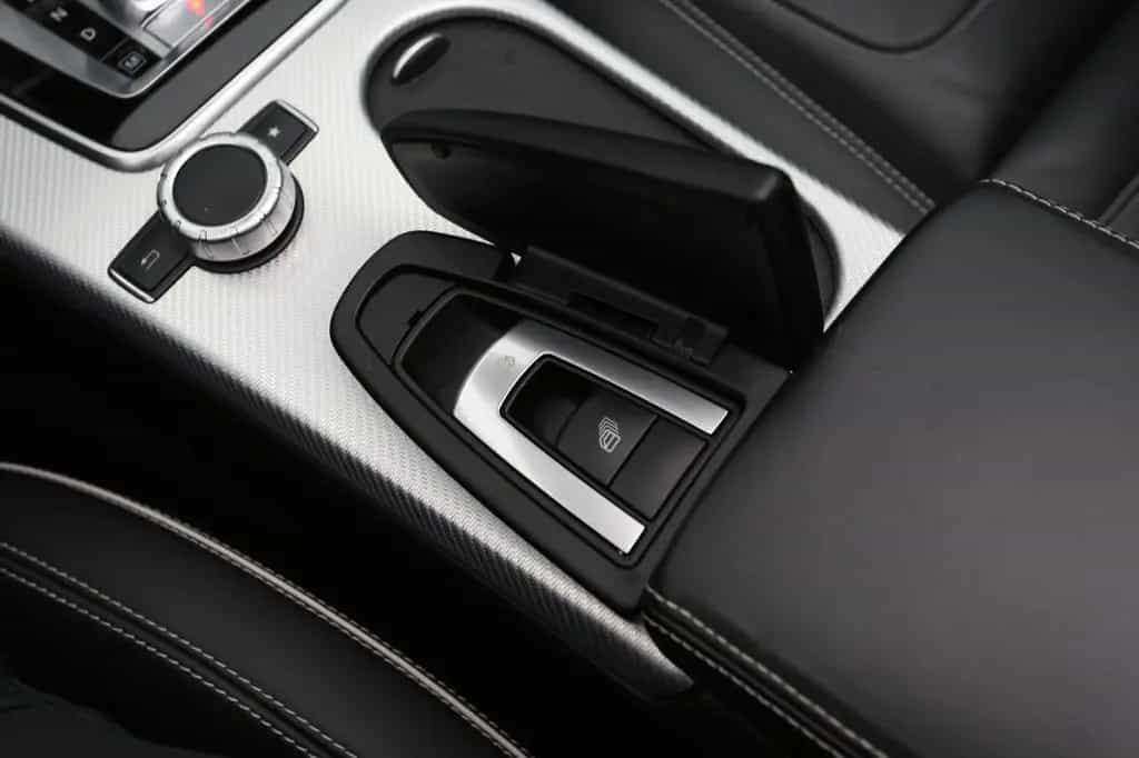 Mercedes-Benz SLC-Class 43 AMG MAGIC SKY*AIRSCARF*COMAND*DISTRO*MEMO 04/2017-photo-15