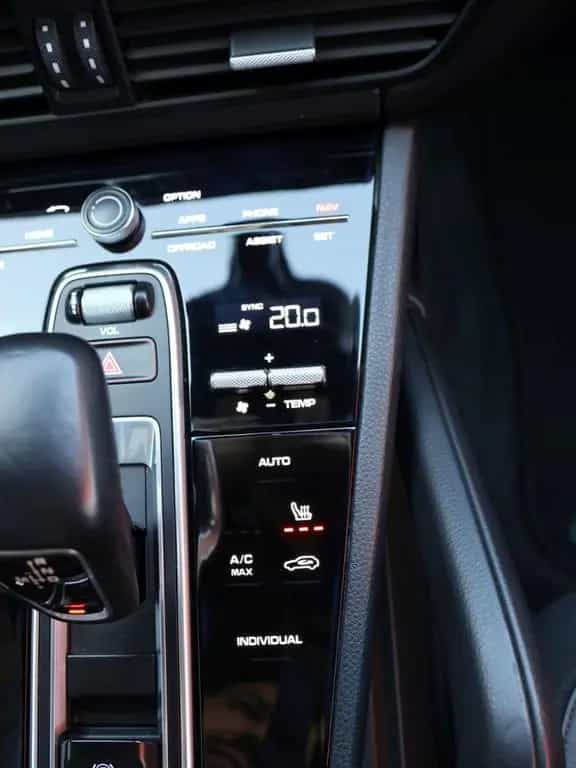 Porsche Cayenne Allrad Leder Memory ACC RFK 05/2019-photo-29
