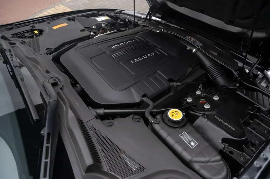 Jaguar XK 5.0 V8 Coupé Portfolio 02/2010-photo-14
