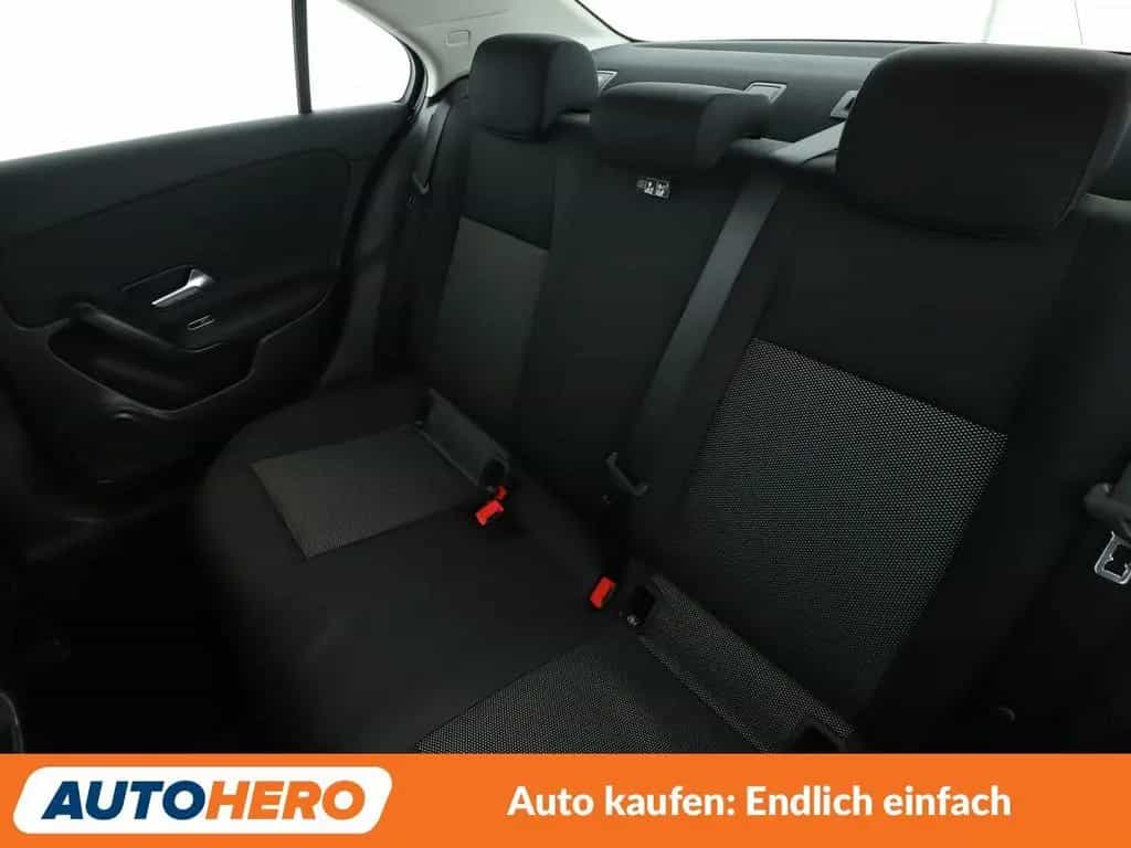 Mercedes-Benz A-Class 200 d Aut.*LED*NAVI*TEMPO*PDC*SHZ*KLIMA* 03/2020-photo-13