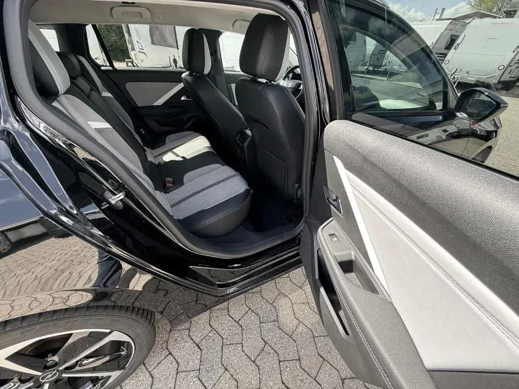 Opel Astra L Sports Tourer Elegance 11/2023-photo-20
