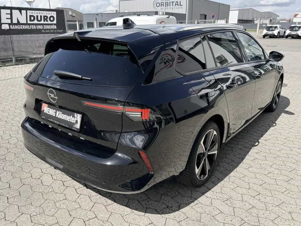 Opel Astra L Sports Tourer Elegance 11/2023-photo-3